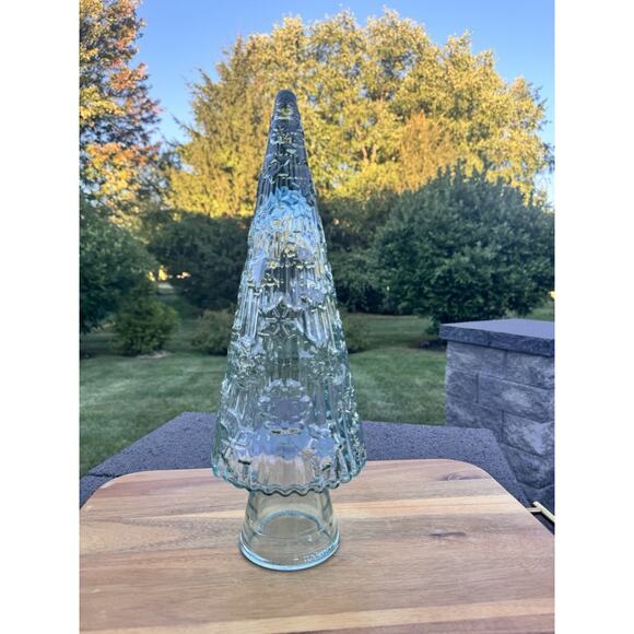 San Miguel Recycled Authentic Green Glass Decorative Christmas Tree 16-3/4” - Picture 1 of 10